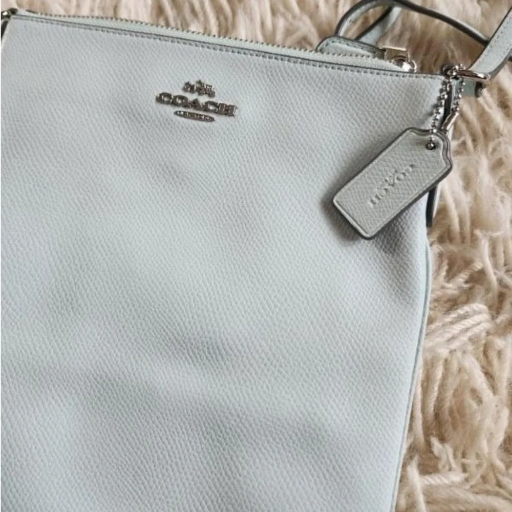 Coach EUC Crossbody bag mint green - Picture 9 of 10
